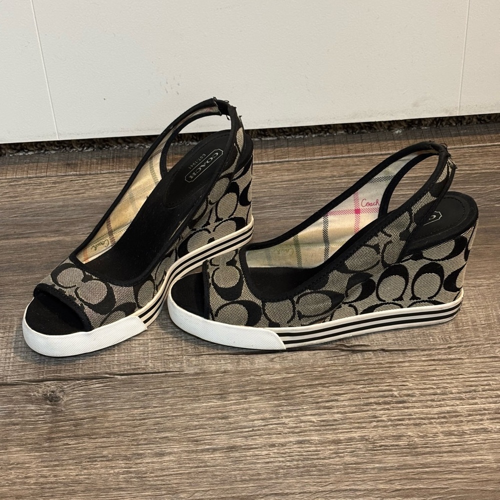 Coach Women's Black and Tan Wedge Sandals